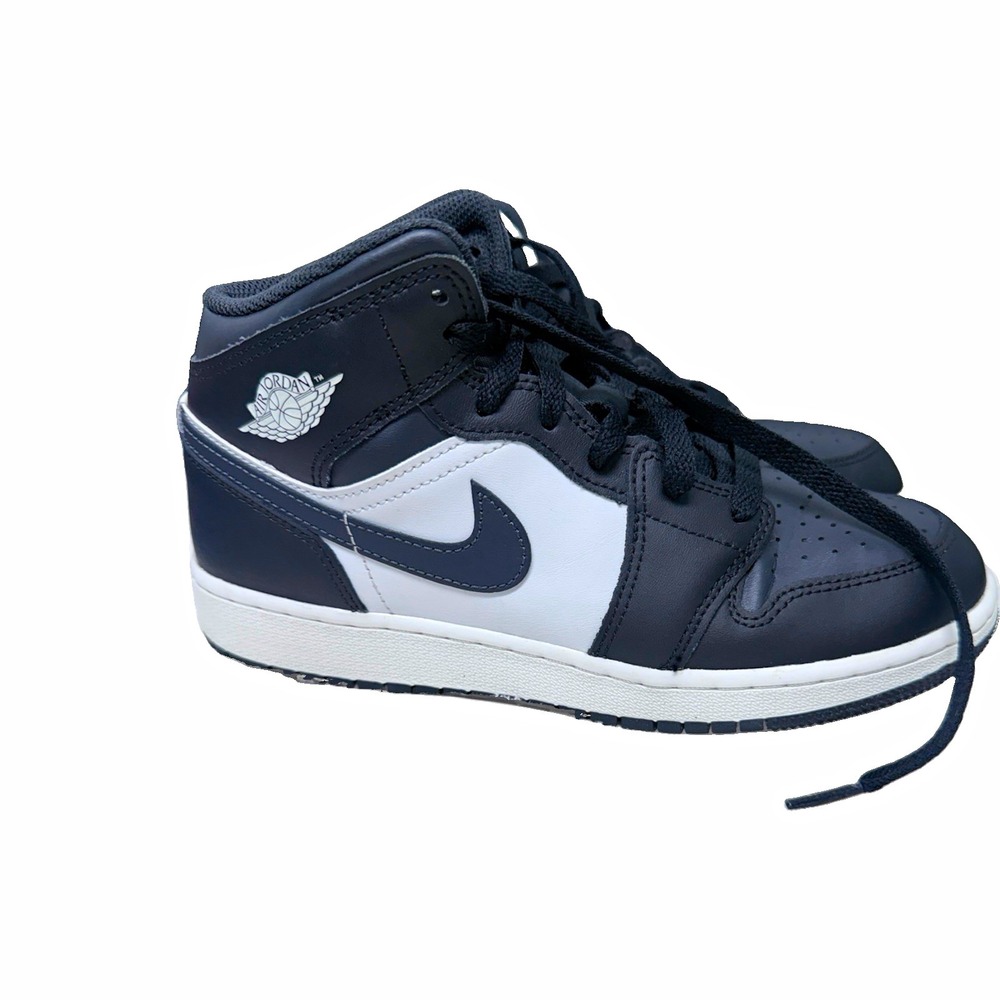 Jordan Air Jordan 1 Mid Unisex Kids US 6 Black/White Leather Mid Top